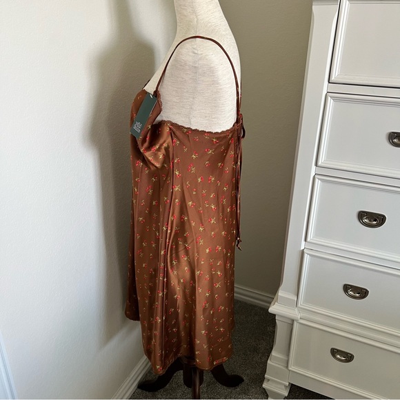 NWT Wild Fable Lace Trim Slip Dress Copper Cherries - Picture 8 of 13